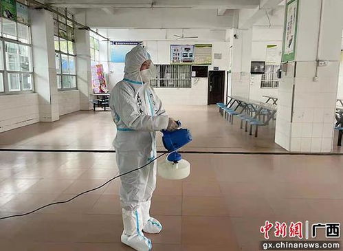 南寧市志愿者消毒服務隊深入德保隆林，圓滿完成45個疫點消殺工作